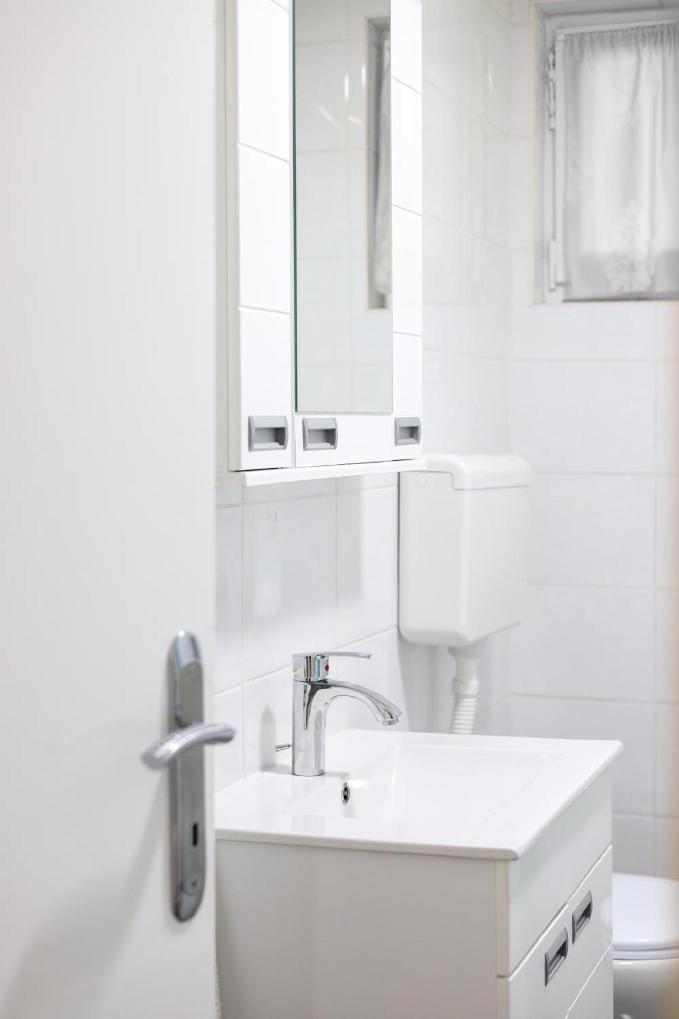 Airport Stay Apartments Surčin Extérieur photo