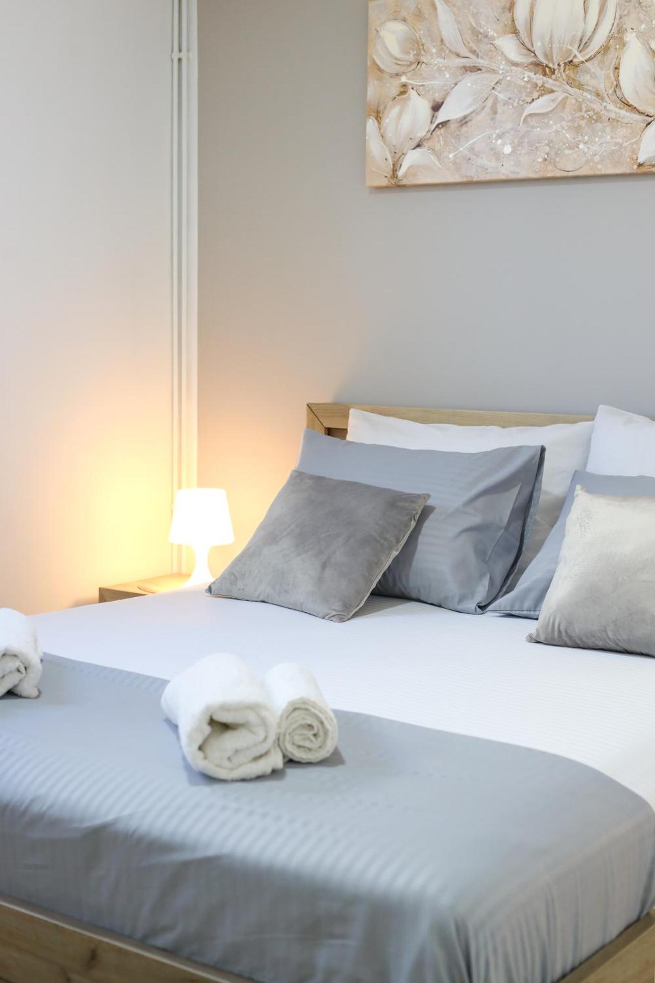 Airport Stay Apartments Surčin Extérieur photo