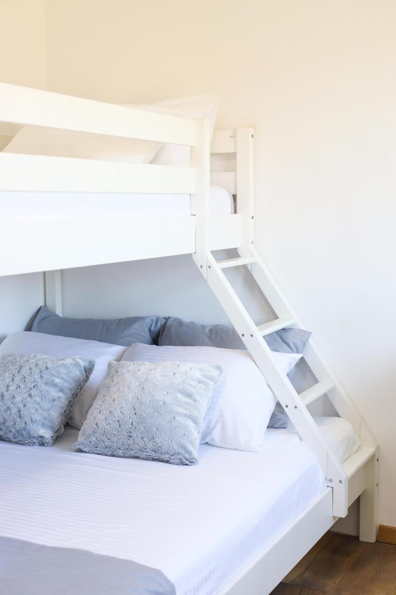 Airport Stay Apartments Surčin Extérieur photo