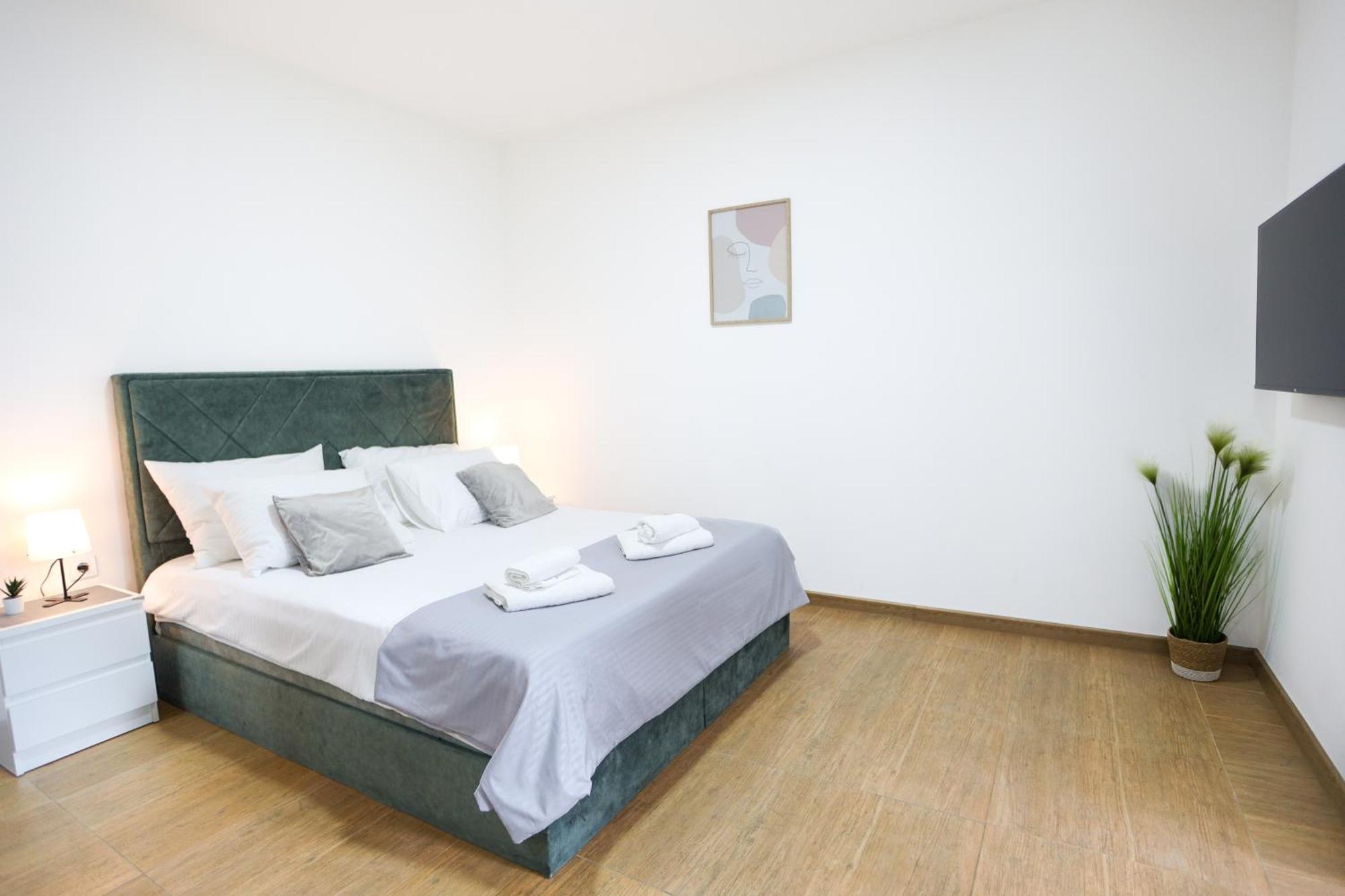 Airport Stay Apartments Surčin Extérieur photo
